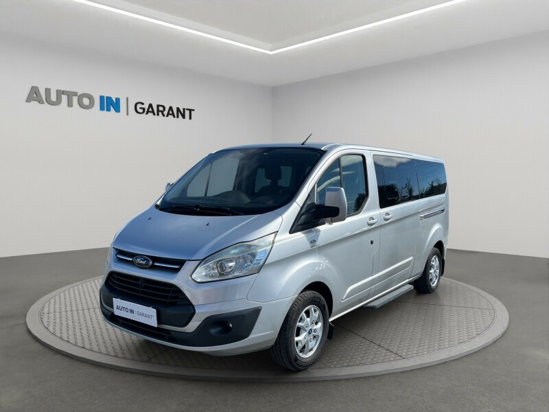 Ford Tourneo Custom L2 Titanium 2. TDCi 92kW, ČR, 1. maj., Serv. kniha, Tažné