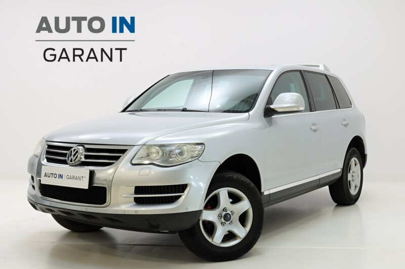 Volkswagen Touareg 2.5 TDi,128kW, bixenon, tažné, nové ČR