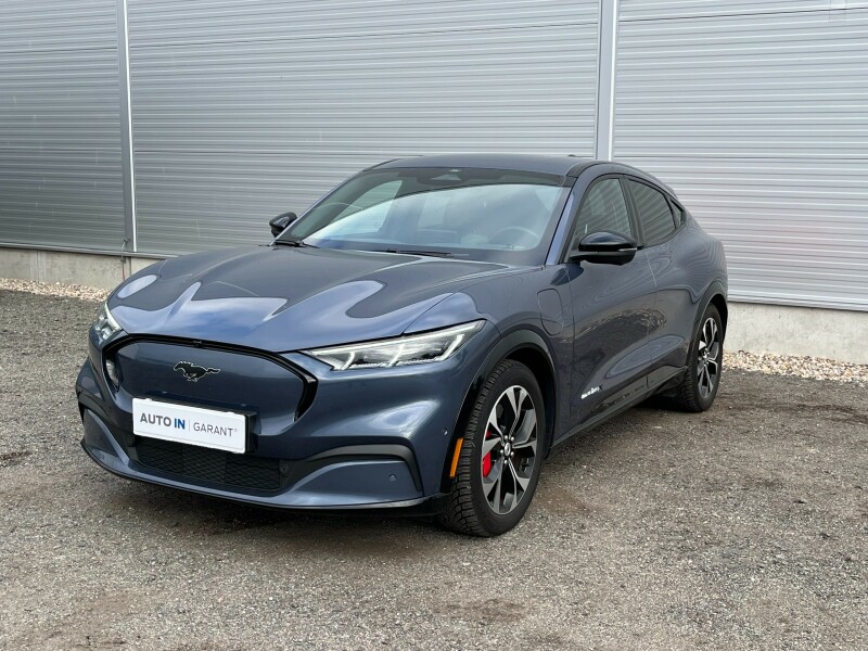 Ford Mustang Mach-E 273kw, 4x4, navi, 360 kamera