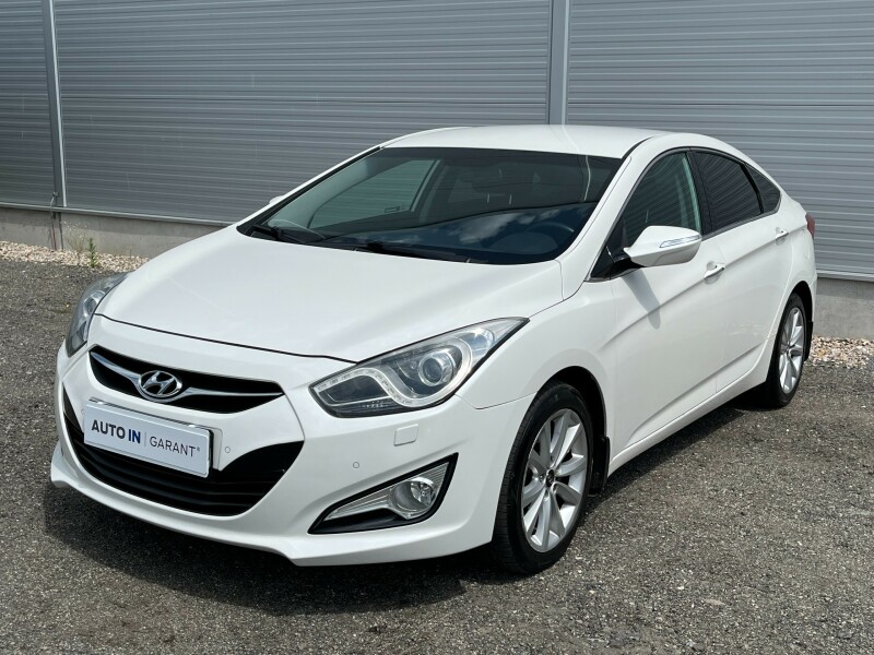 Hyundai i40 100kw, ČR, NAVI, kamera