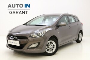 Hyundai i30 1.6i,88kW, nové ČR, tažné, servis