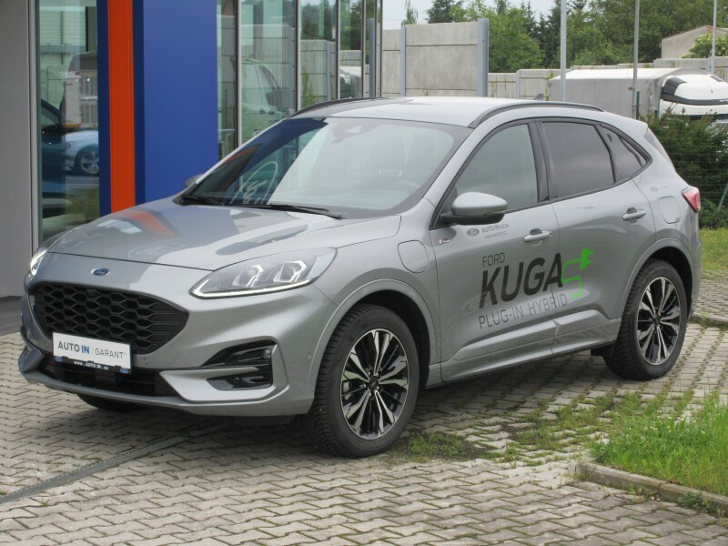 Ford Kuga ST-Line X, 2.5 Duratec PHEV, 165kW, 1. majitel. původ ČR