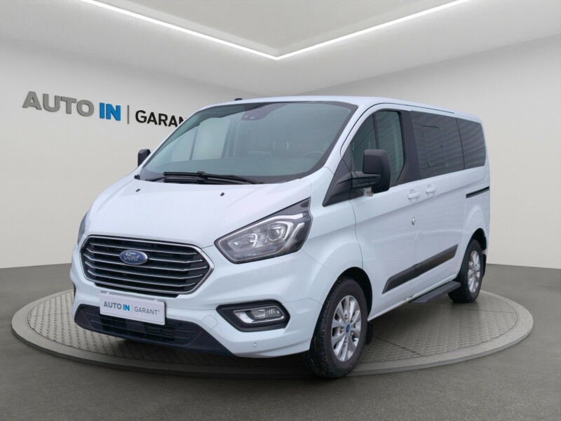 Ford Tourneo Custom 2.0 TDCi EcoBlue 79KW, ČR, tažné, 1. maj.