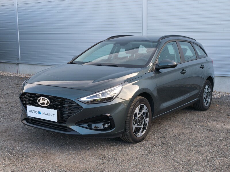 Hyundai i30 1.5 71kw Smart, ČR, 1.maj, serv. kniha