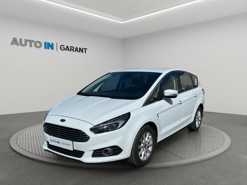 Ford S-MAX 1.5 121kw, ČR, 1.maj
