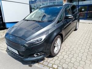 Ford S-MAX Titanium , 132KW, ČR , 4x4 , 7 Míst