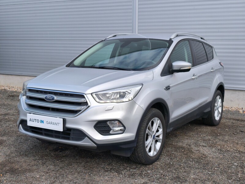 Ford Kuga 1.5 110kw, ČR, 1.maj, serv. kniha