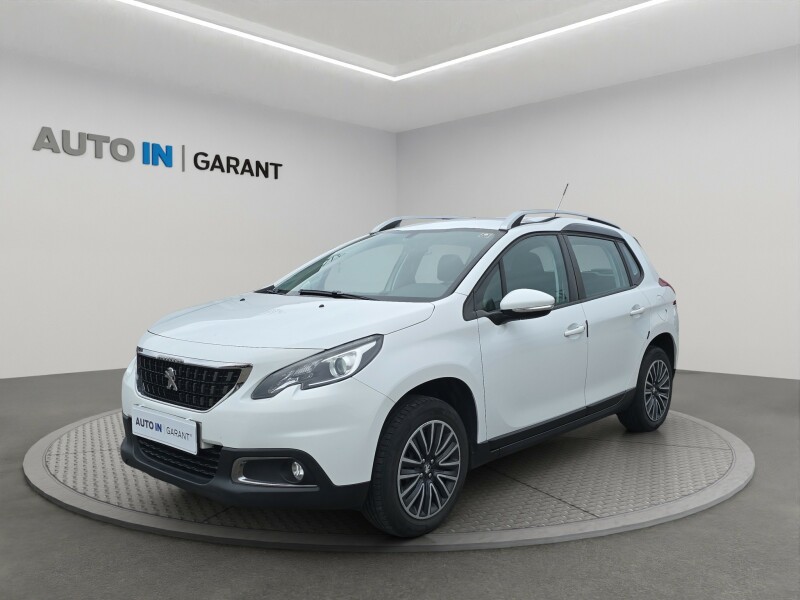 Peugeot 2008 1.2i 61kW, Aut. klima, ČR, Tažné