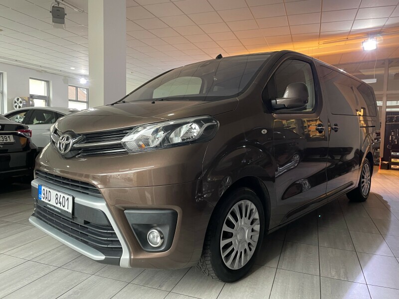 Toyota ProAce 2.0 D 110kW L2 8-míst