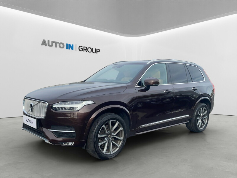 Volvo XC90 D5, 4X4, VZDUCH, Inscription