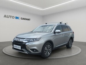 Mitsubishi Outlander INSTYLE+ 2.0 MIVEC 110kW, A/T, 4x4, ČR, Serv. kniha, Tažné